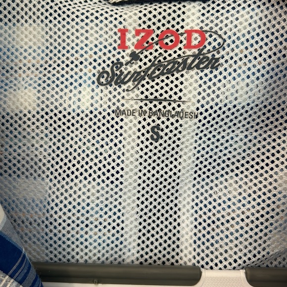 Mens IZOD SURFCASTER Performance Short Sleeved Casual Button down shirt Size M - Picture 2 of 12